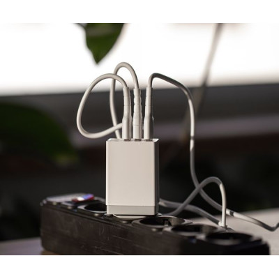 Як підключити міні-проєктор до ноутбука через HDMI або VGA для якісного відображення